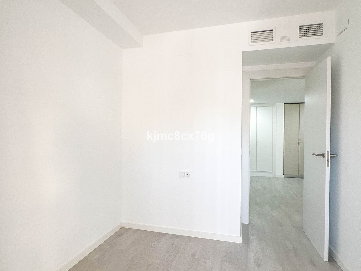 3 Bed Apartment for sale in Torreblanca Costa Del Sol, Málaga, Spain