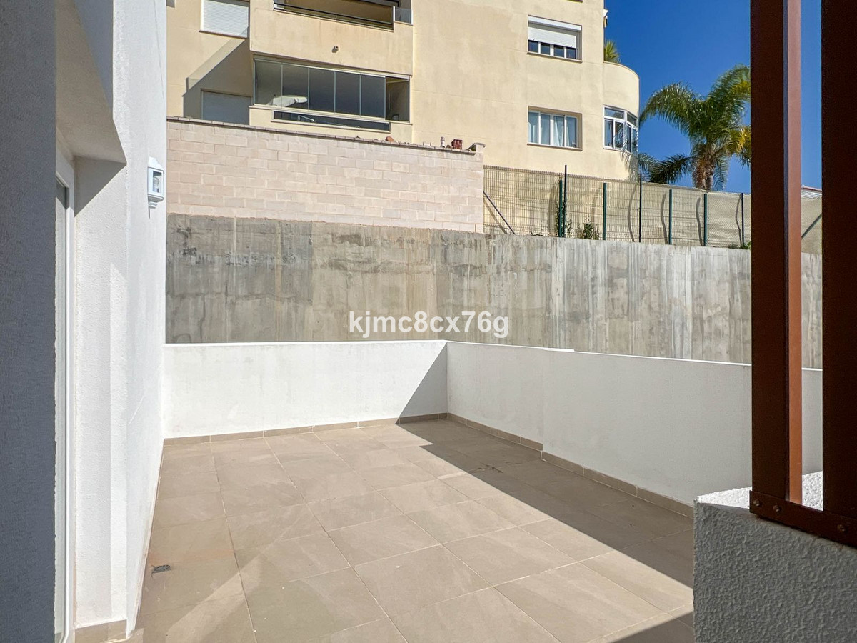 3 Bed Apartment for sale in Torreblanca Costa Del Sol, Málaga, Spain