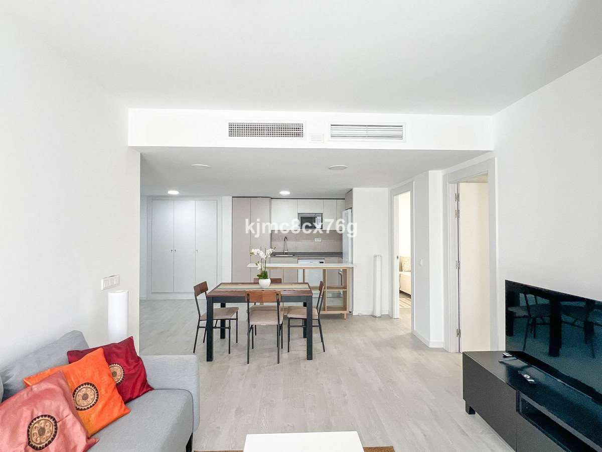 3 Bed Apartment for sale in Torreblanca Costa Del Sol, Málaga, Spain