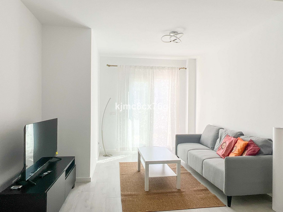 3 Bed Apartment for sale in Torreblanca Costa Del Sol, Málaga, Spain