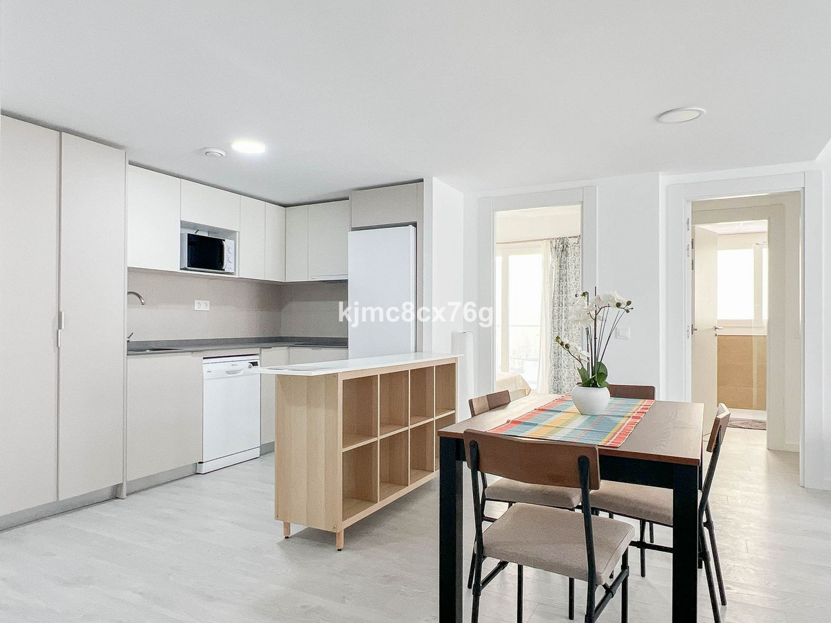 3 Bed Apartment for sale in Torreblanca Costa Del Sol, Málaga, Spain