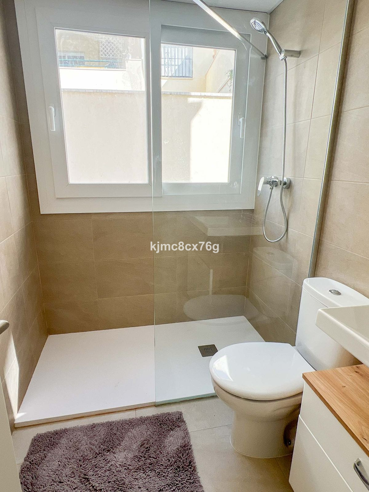 3 Bed Apartment for sale in Torreblanca Costa Del Sol, Málaga, Spain