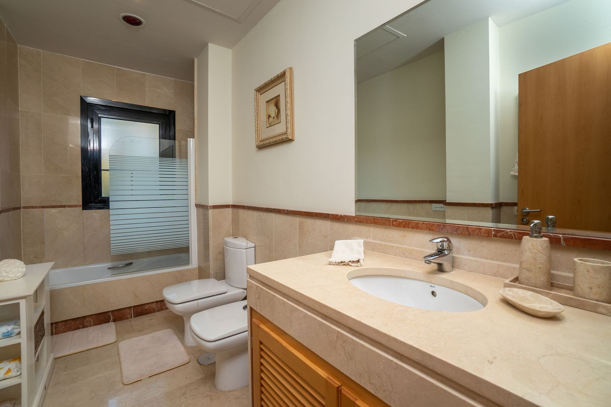 2 Bed Apartment for sale in Puerto Banús Costa Del Sol, Málaga, Spain