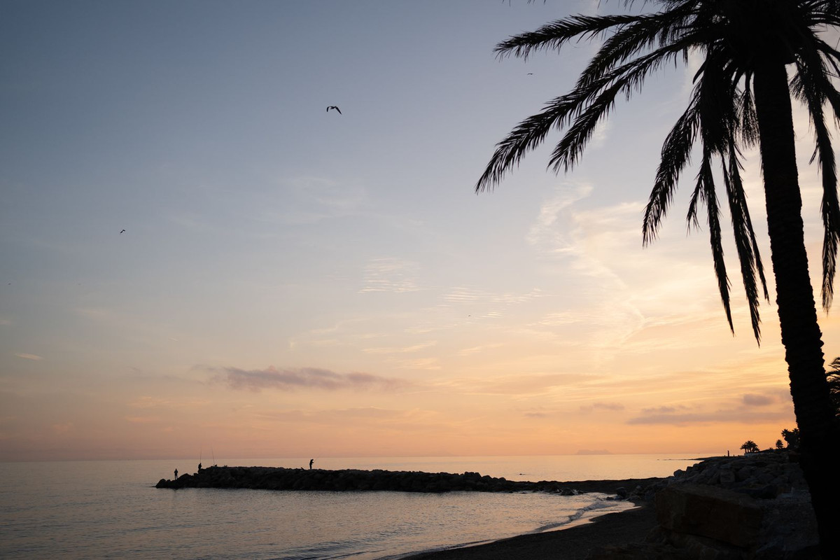 2 Bed Apartment for sale in Puerto Banús Costa Del Sol, Málaga, Spain