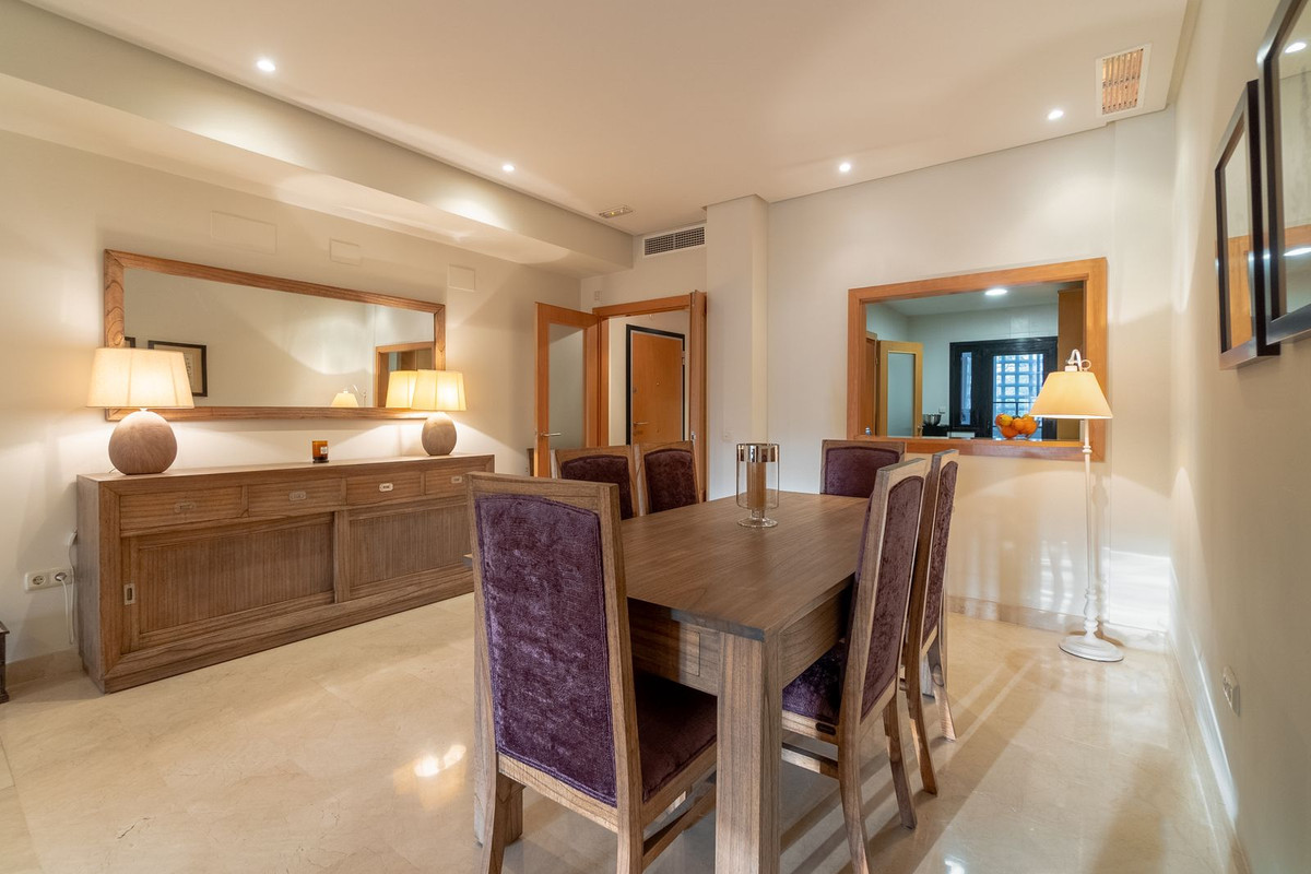 2 Bed Apartment for sale in Puerto Banús Costa Del Sol, Málaga, Spain