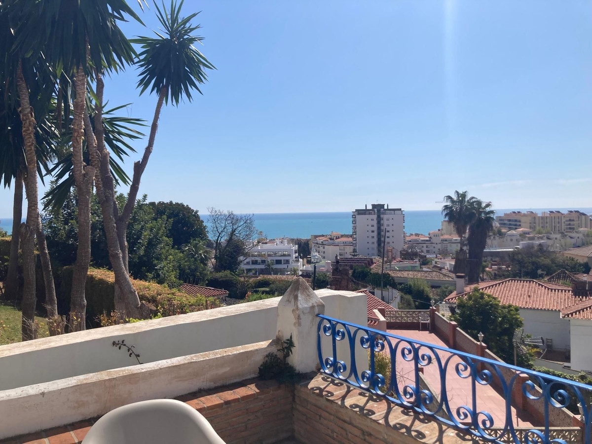 5 Bed Townhouse for sale in Torremolinos Costa Del Sol, Málaga, Spain