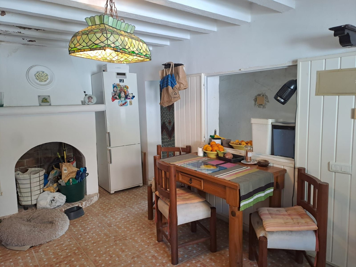 5 Bed Townhouse for sale in Torremolinos Costa Del Sol, Málaga, Spain
