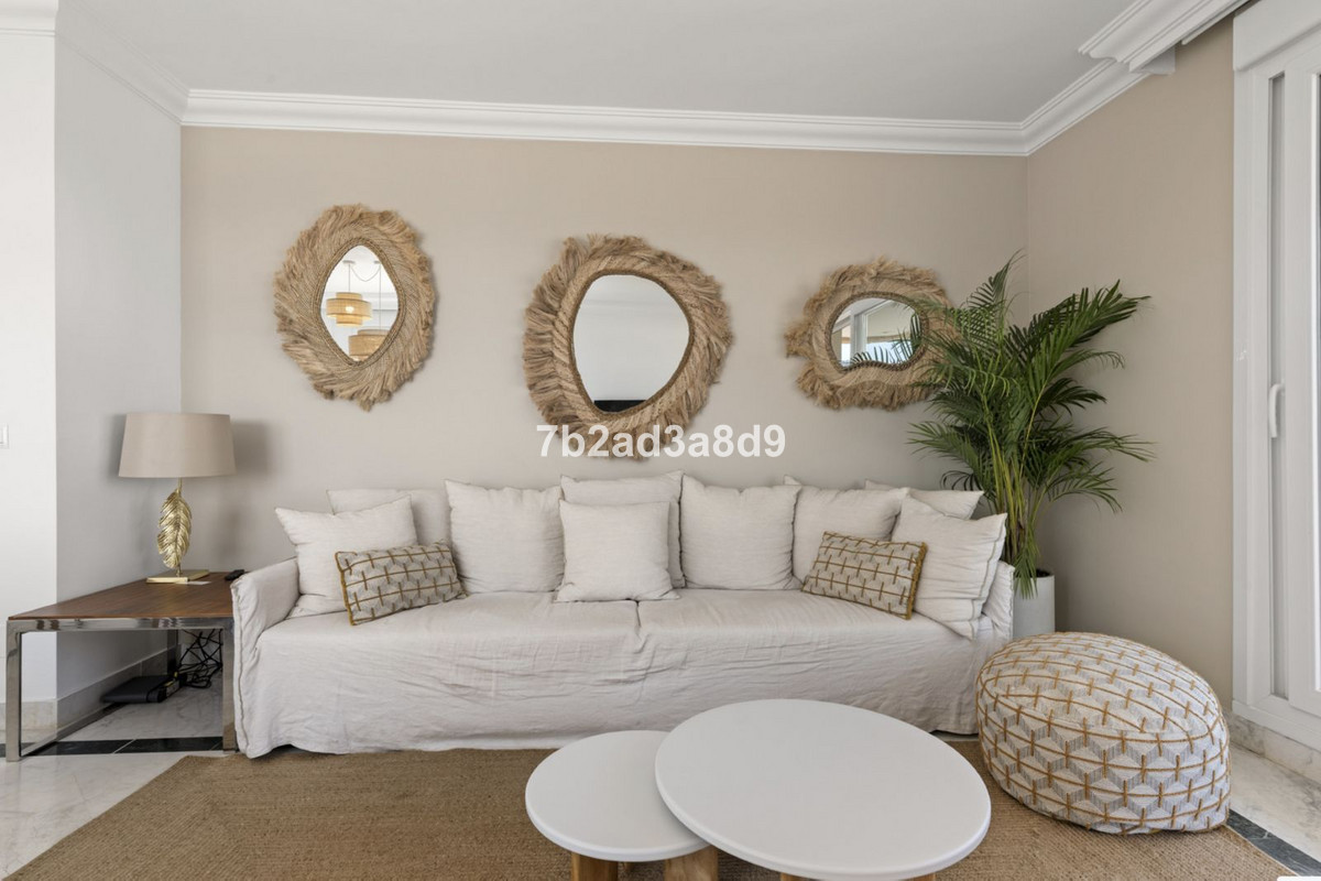3 Bed Apartment for sale in Puerto Banús Costa Del Sol, Málaga, Spain