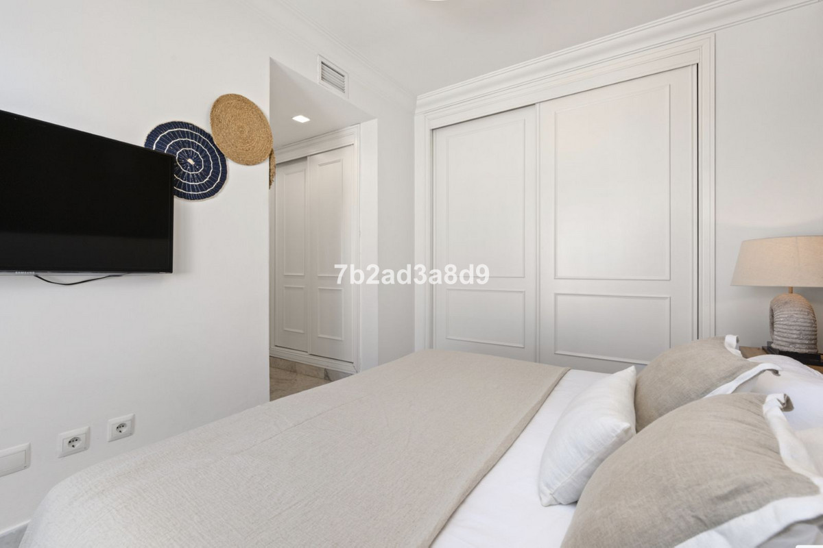 3 Bed Apartment for sale in Puerto Banús Costa Del Sol, Málaga, Spain