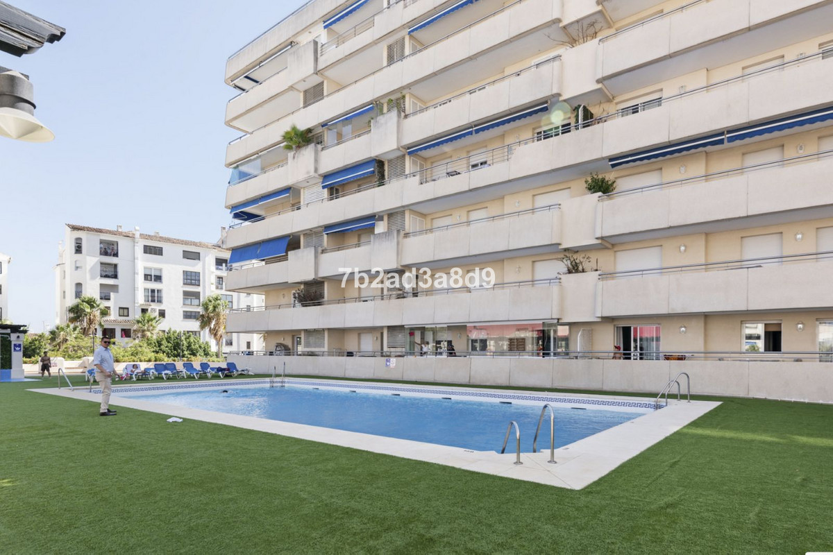 3 Bed Apartment for sale in Puerto Banús Costa Del Sol, Málaga, Spain