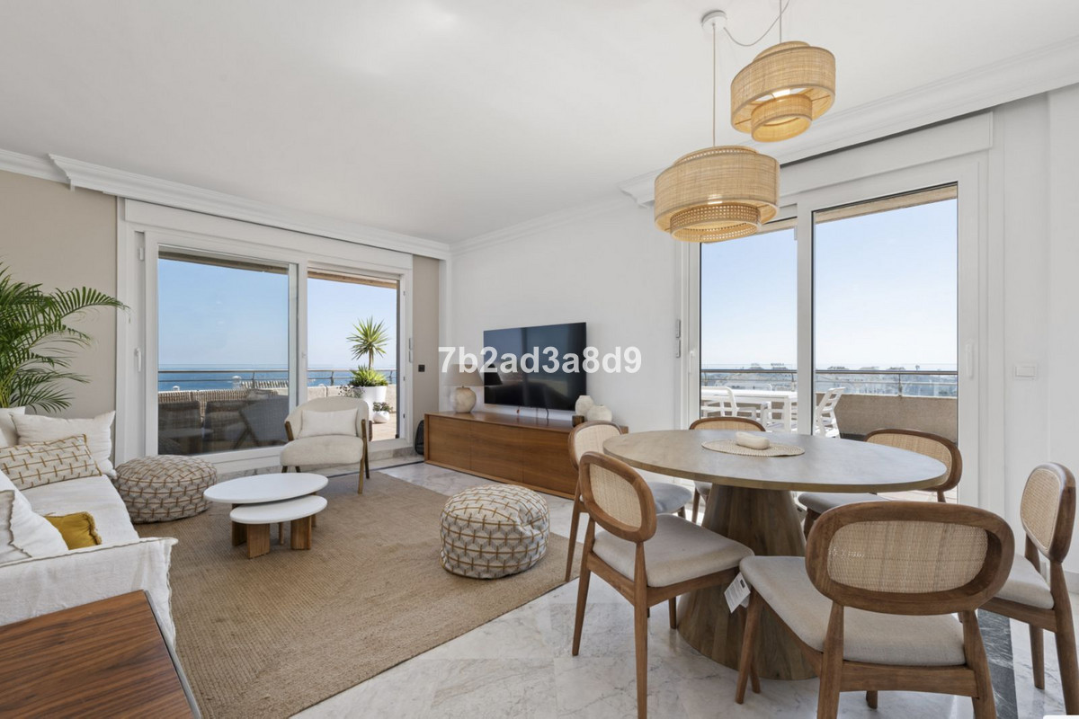 3 Bed Apartment for sale in Puerto Banús Costa Del Sol, Málaga, Spain