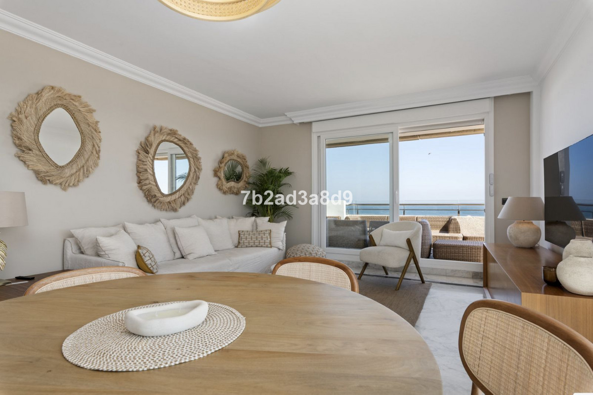 3 Bed Apartment for sale in Puerto Banús Costa Del Sol, Málaga, Spain