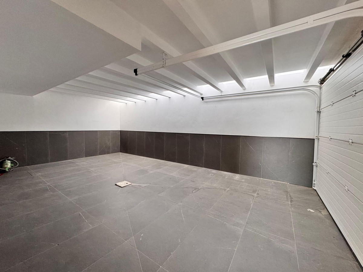 3 Bed Townhouse for sale in Higueron Costa Del Sol, Málaga, Spain