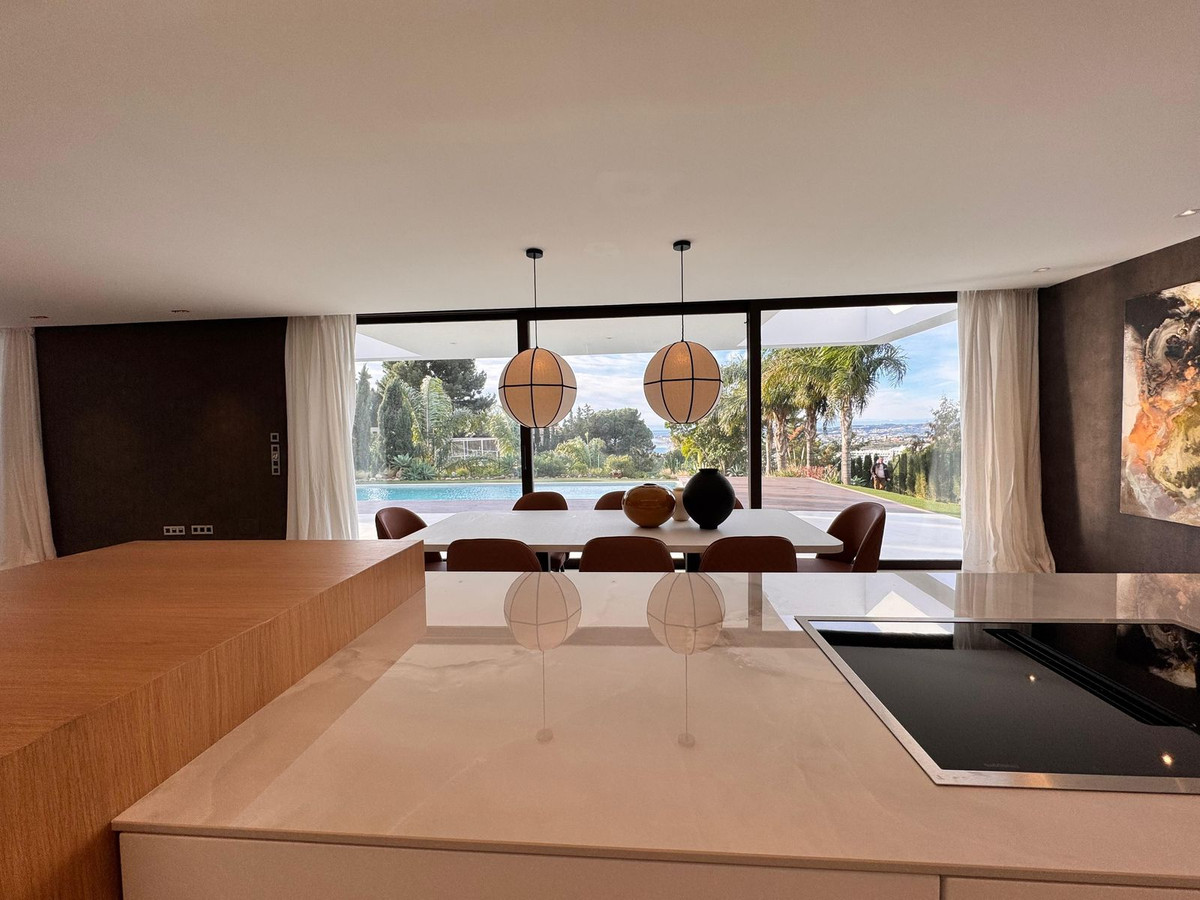 3 Bed Townhouse for sale in Higueron Costa Del Sol, Málaga, Spain