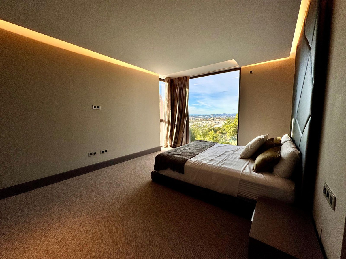 3 Bed Townhouse for sale in Higueron Costa Del Sol, Málaga, Spain