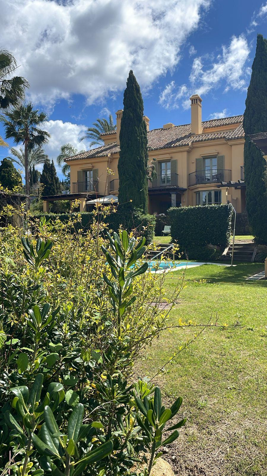 Se vende Adosada de 4 dormitorios en Costa Del Sol, Cadiz, España