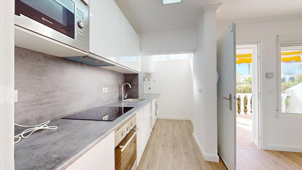 2 Bed Townhouse for sale in Villamartin Costa Blanca, Alicante, Spain