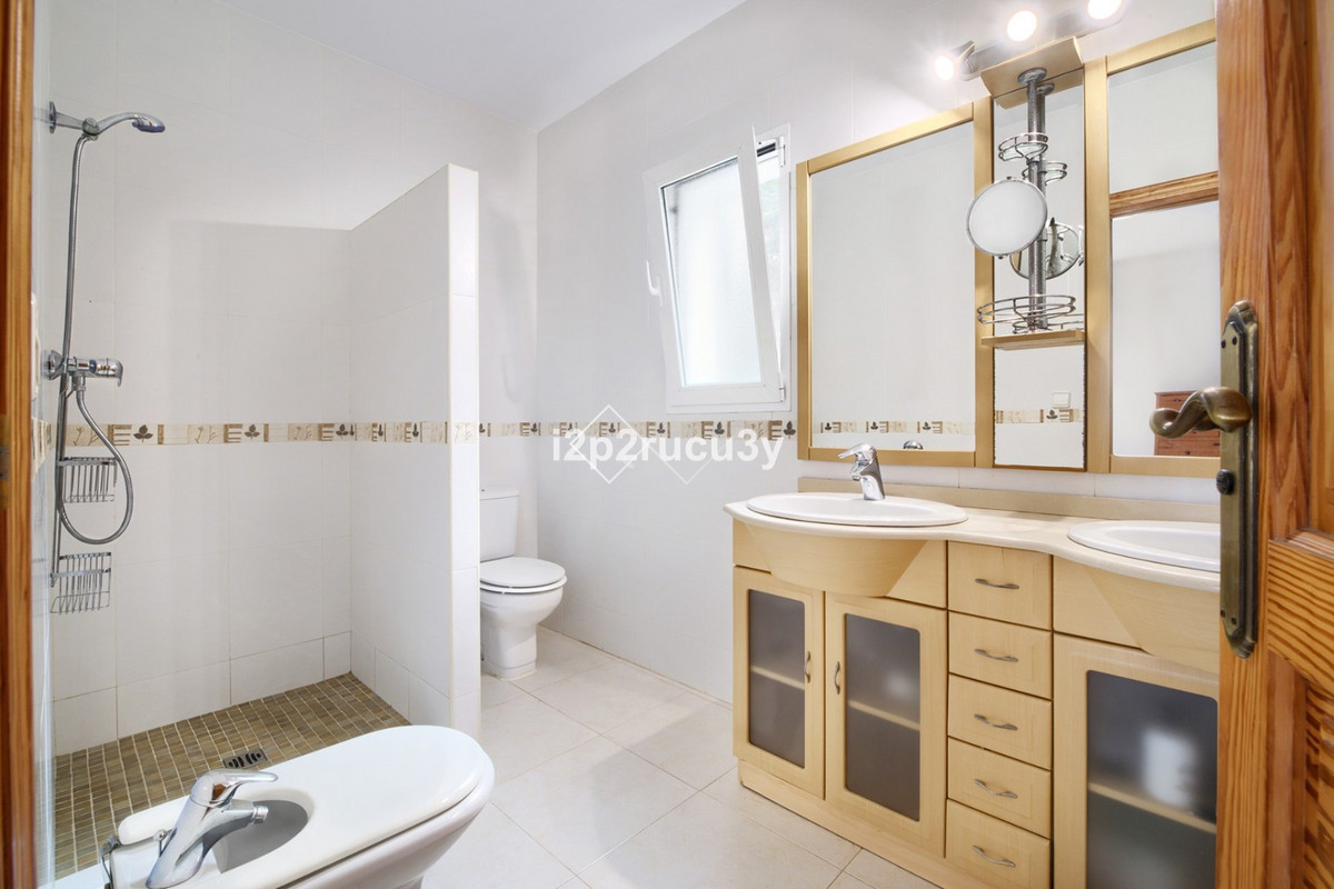 5 Bed Townhouse for sale in Javea Costa Blanca, Alicante, Spain