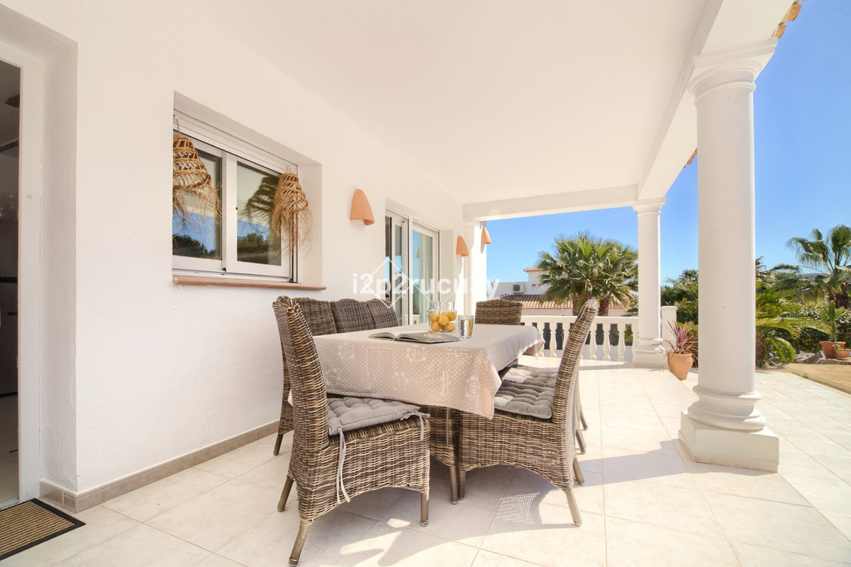5 Bed Townhouse for sale in Javea Costa Blanca, Alicante, Spain