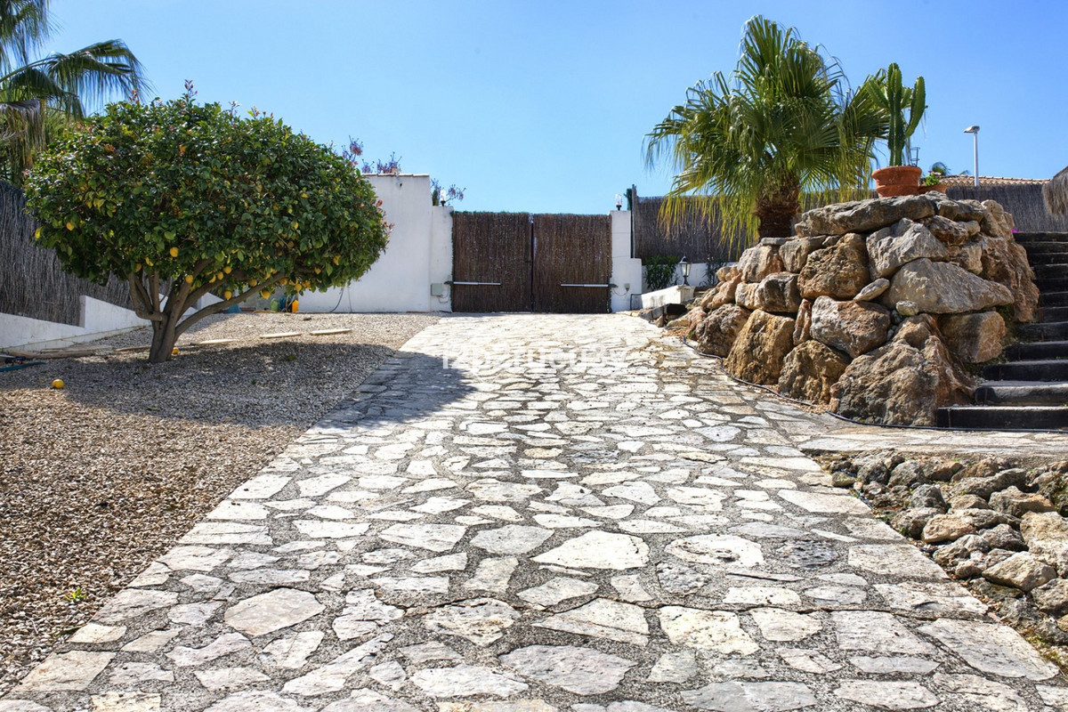 5 Bed Townhouse for sale in Javea Costa Blanca, Alicante, Spain
