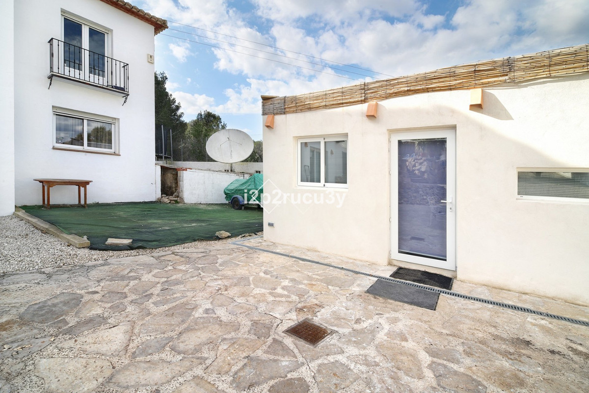 5 Bed Townhouse for sale in Javea Costa Blanca, Alicante, Spain