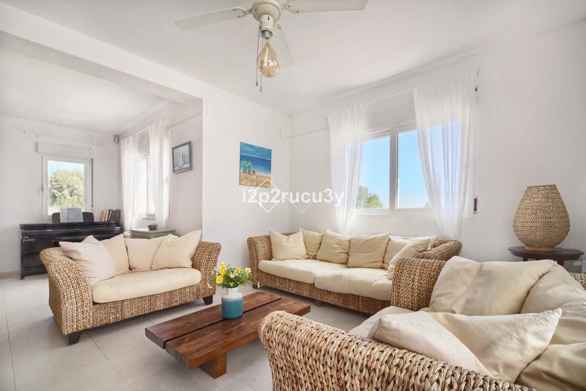 5 Bed Townhouse for sale in Javea Costa Blanca, Alicante, Spain