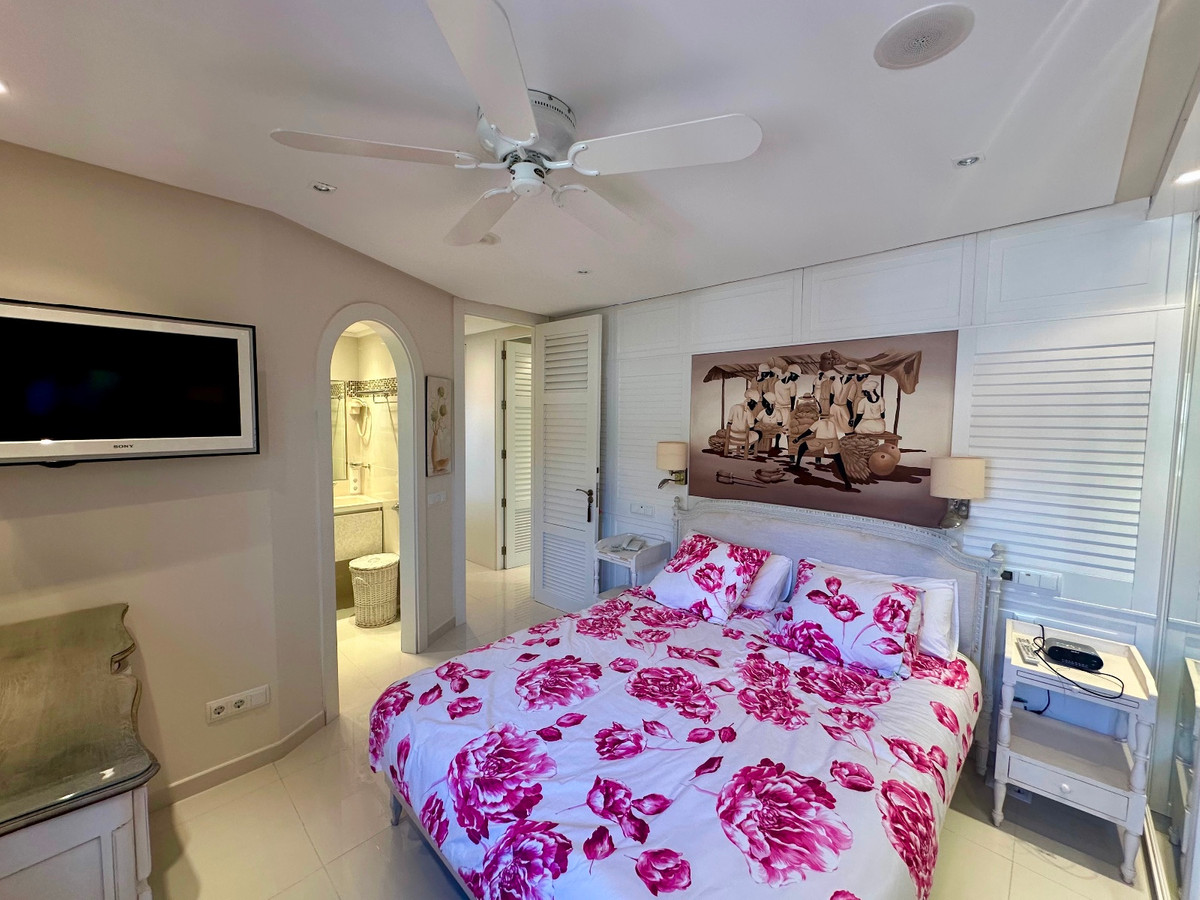 Se vende Apartamento Planta Media de 2 dormitorios en Costa Blanca, Alicante, España