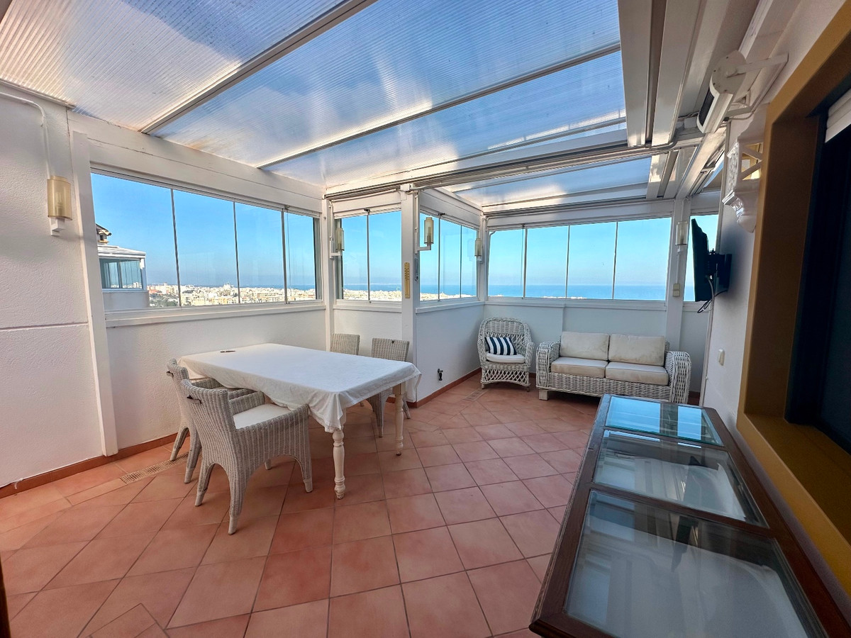 Se vende Apartamento Planta Media de 2 dormitorios en Costa Blanca, Alicante, España