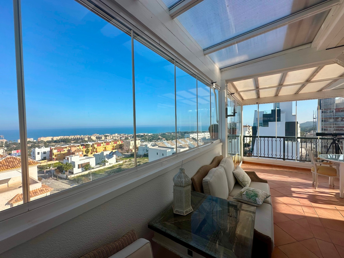 Se vende Apartamento Planta Media de 2 dormitorios en Costa Blanca, Alicante, España