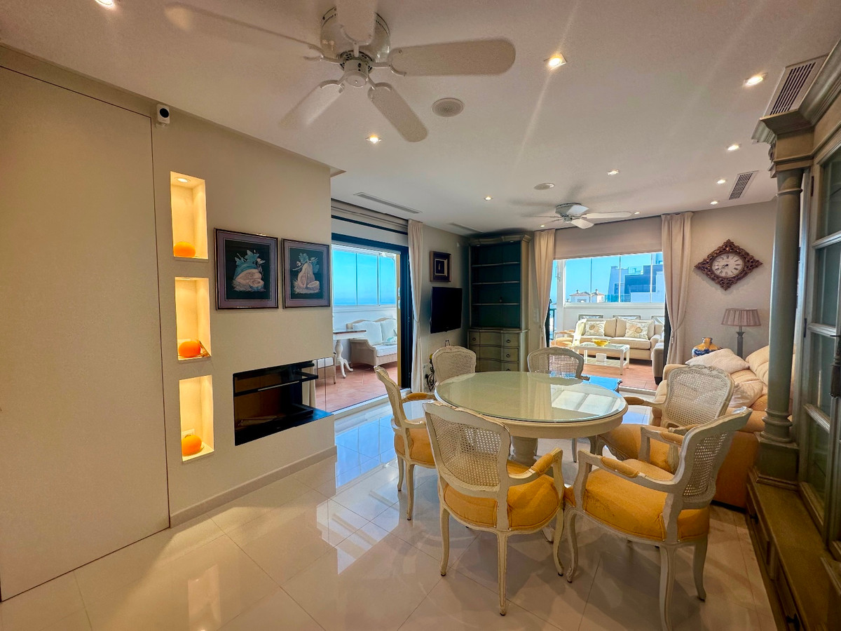 Se vende Apartamento Planta Media de 2 dormitorios en Costa Blanca, Alicante, España