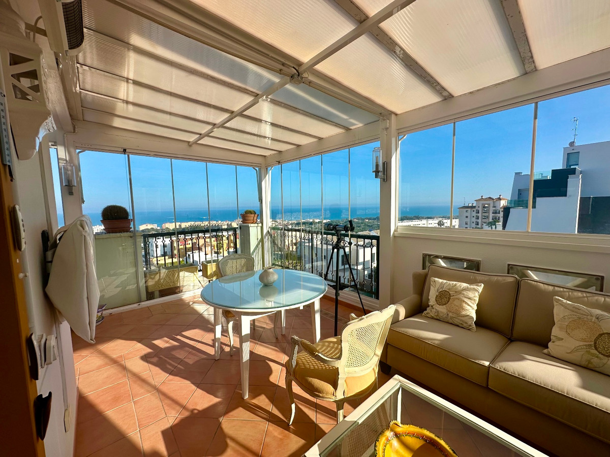 Se vende Apartamento Planta Media de 2 dormitorios en Costa Blanca, Alicante, España