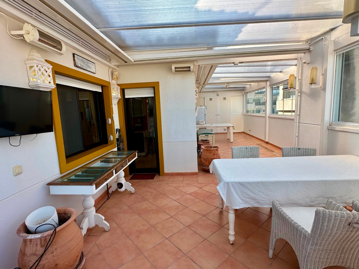 Se vende Apartamento Planta Media de 2 dormitorios en Costa Blanca, Alicante, España