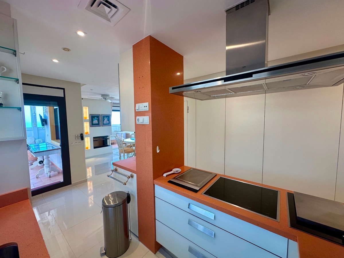 Se vende Apartamento Planta Media de 2 dormitorios en Costa Blanca, Alicante, España