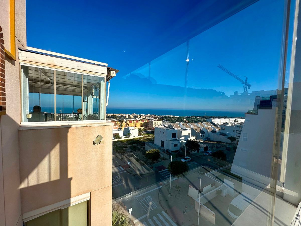 Se vende Ático de 2 dormitorios en Costa Blanca, Alicante, España