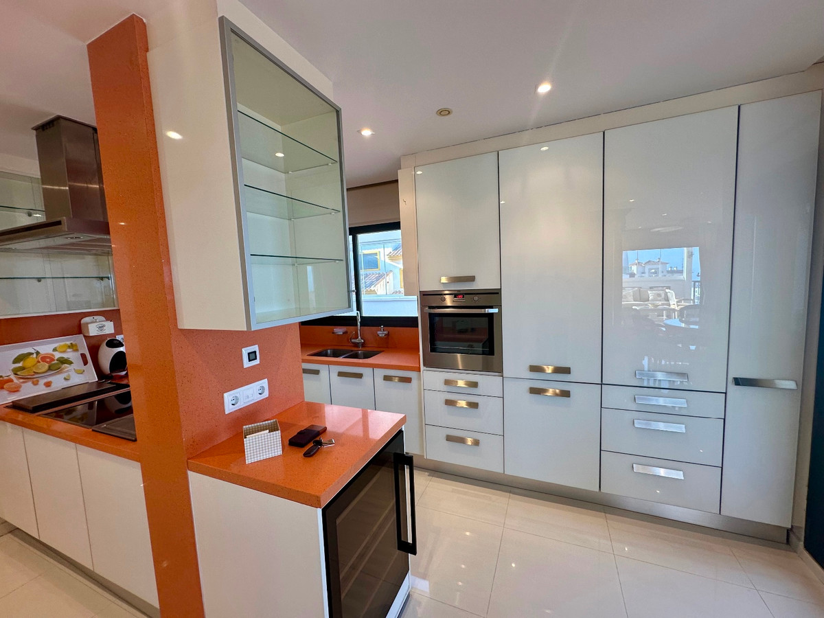 Se vende Ático de 2 dormitorios en Costa Blanca, Alicante, España