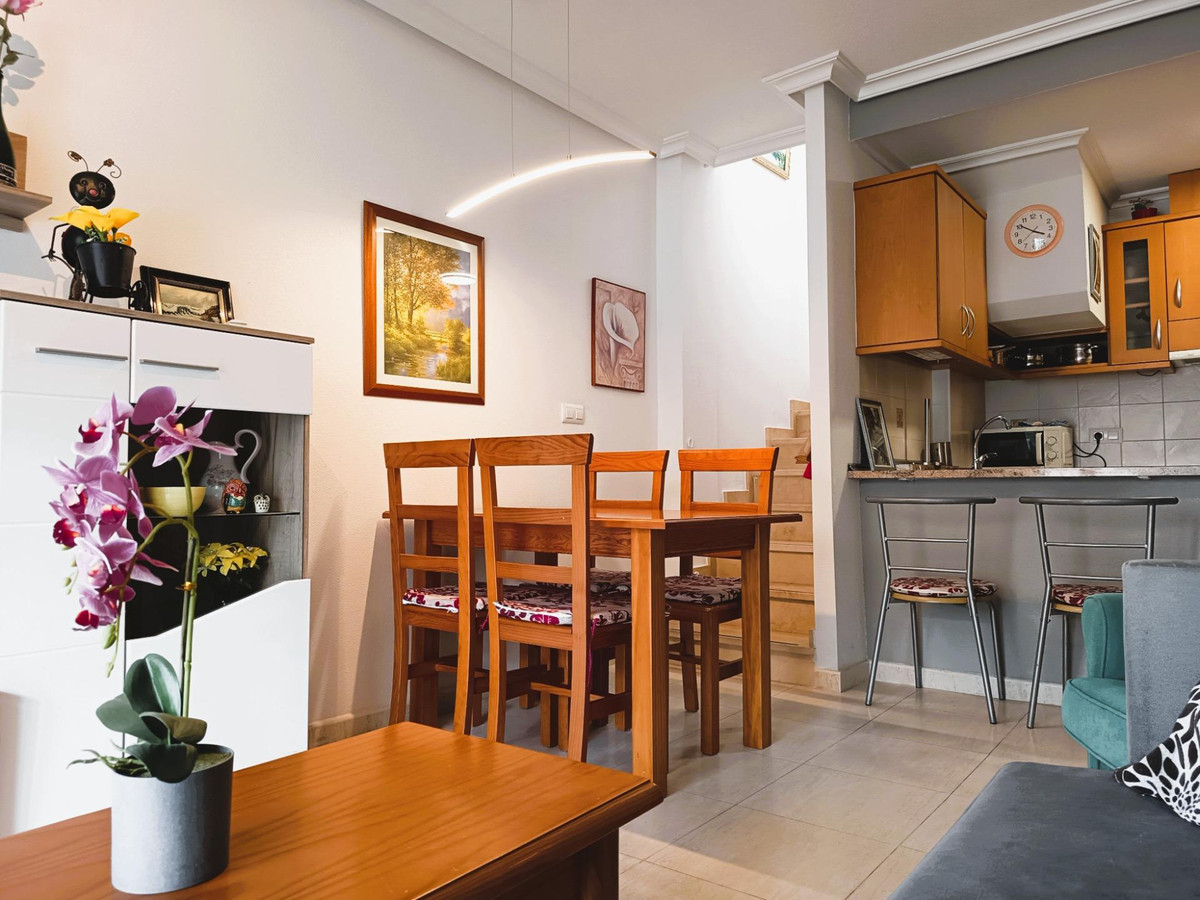 2 Bed Apartment for sale in Cabo Roig Costa Blanca, Alicante, Spain