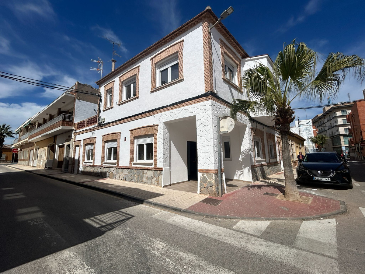 Se vende Apartamento Planta Media de 3 dormitorios en Costa Calida, Murcia, España