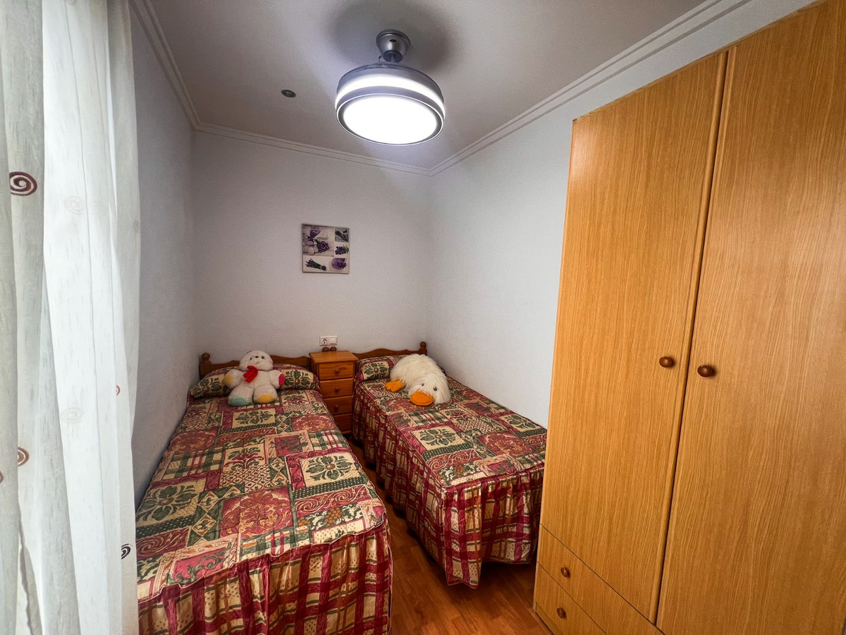3 Bed Apartment for sale in Guardamar Del Segura Costa Blanca, Alicante, Spain