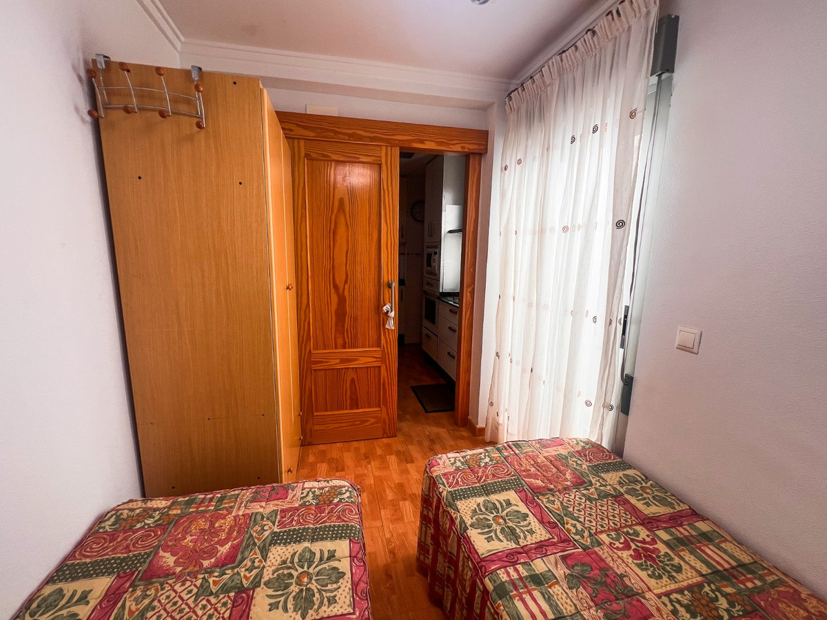 3 Bed Apartment for sale in Guardamar Del Segura Costa Blanca, Alicante, Spain