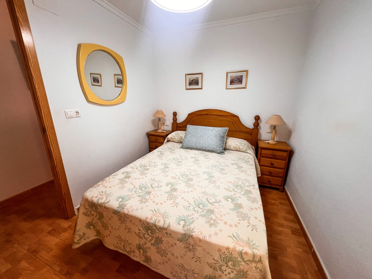 3 Bed Apartment for sale in Guardamar Del Segura Costa Blanca, Alicante, Spain
