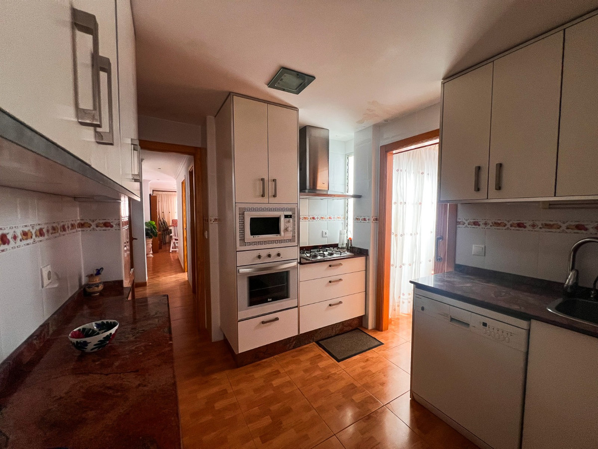3 Bed Apartment for sale in Guardamar Del Segura Costa Blanca, Alicante, Spain