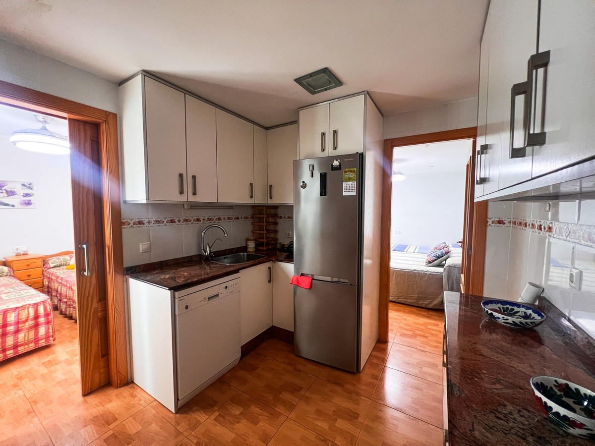 3 Bed Apartment for sale in Guardamar Del Segura Costa Blanca, Alicante, Spain