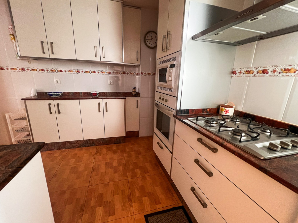 3 Bed Apartment for sale in Guardamar Del Segura Costa Blanca, Alicante, Spain