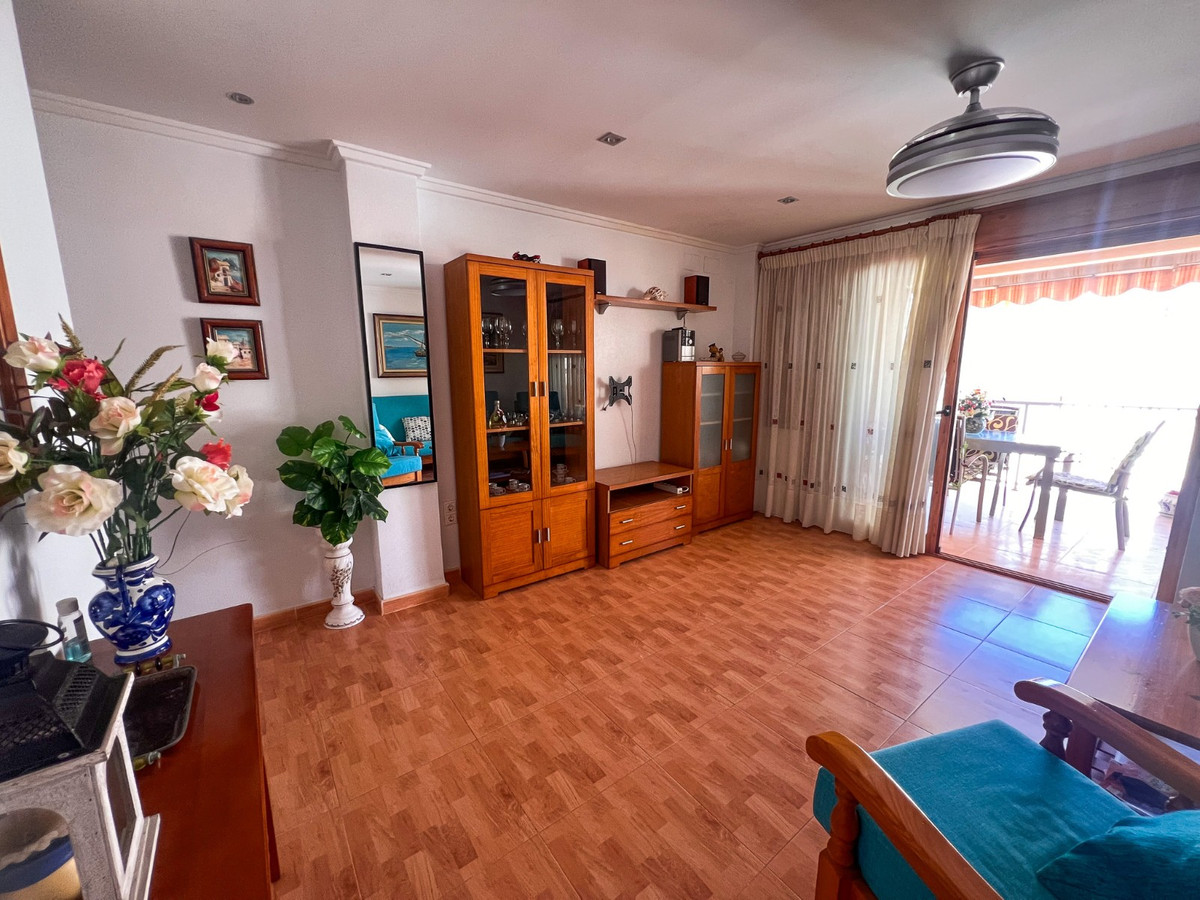 3 Bed Apartment for sale in Guardamar Del Segura Costa Blanca, Alicante, Spain