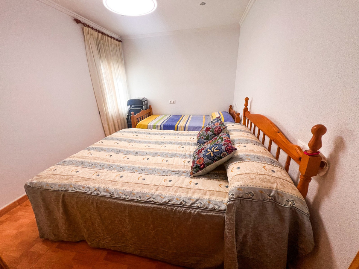 3 Bed Apartment for sale in Guardamar Del Segura Costa Blanca, Alicante, Spain