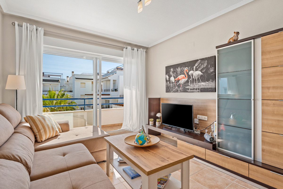 2 Bed Apartment for sale in La Veleta Costa Blanca, Alicante, Spain