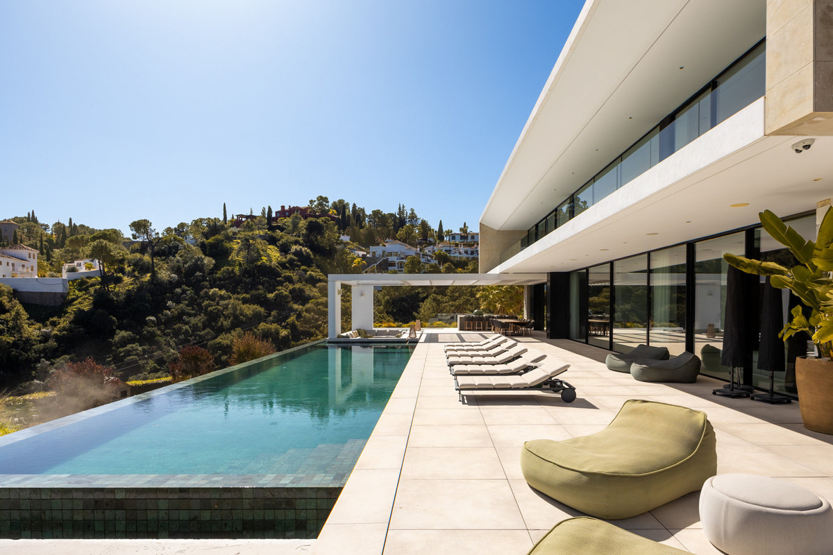 Se vende Villa - Chalet de 7 dormitorios en Costa Del Sol, Málaga, España