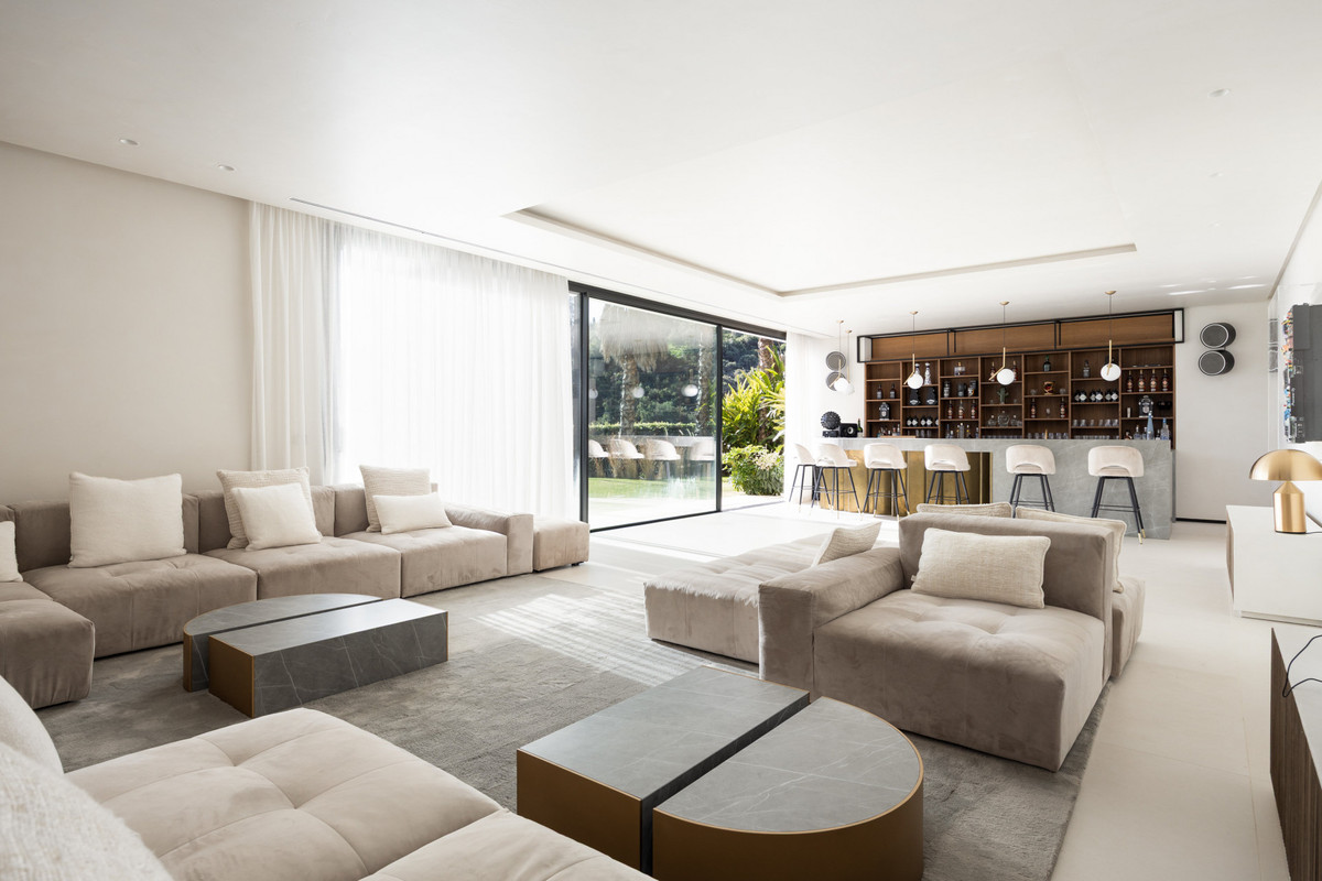 Se vende Villa - Chalet de 7 dormitorios en Costa Del Sol, Málaga, España