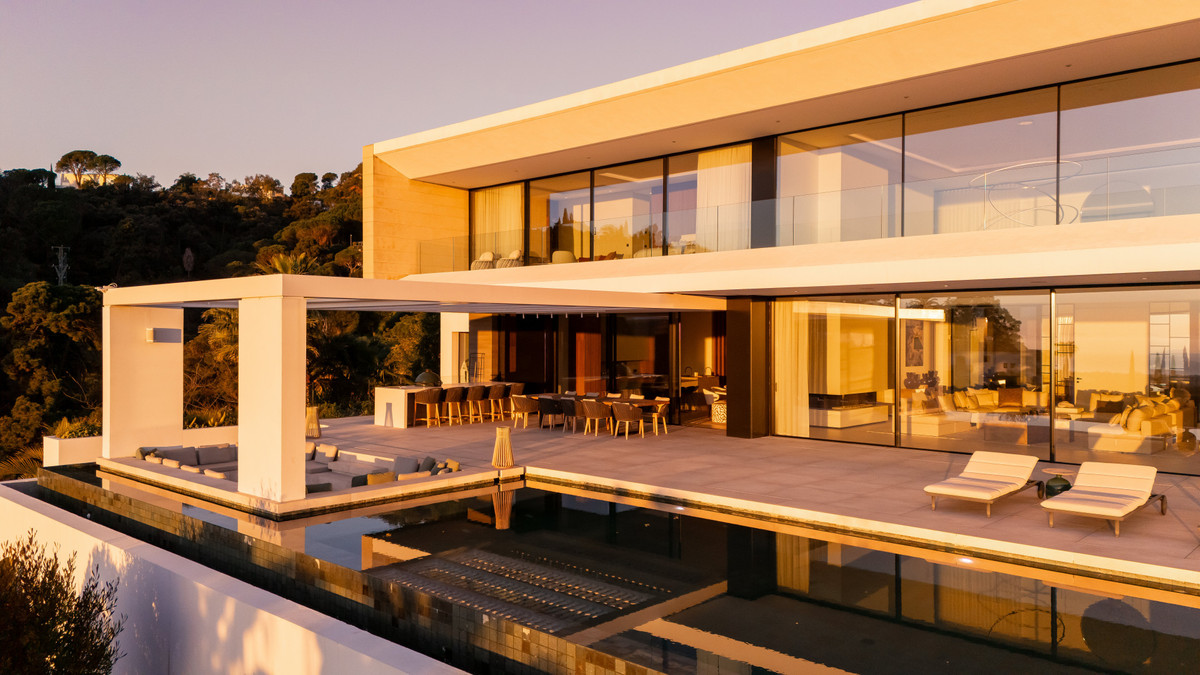 Se vende Villa - Chalet de 7 dormitorios en Costa Del Sol, Málaga, España