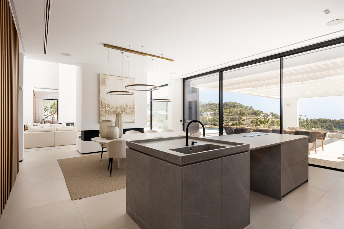 Se vende Villa - Chalet de 7 dormitorios en Costa Del Sol, Málaga, España